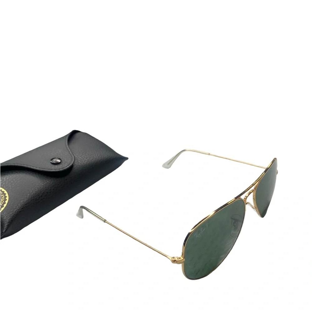 Ray-Ban Aviator Gold Frame Sunglasses with Dark Green Lenses